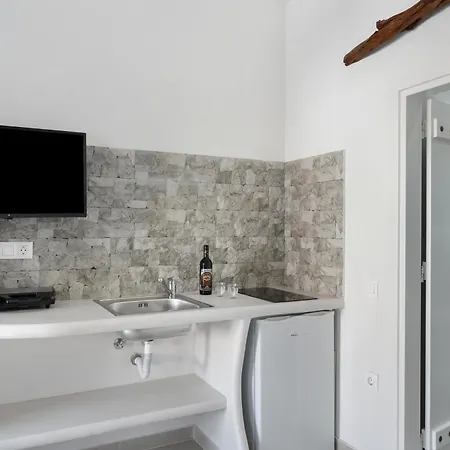 Apartment Politimis N1 *